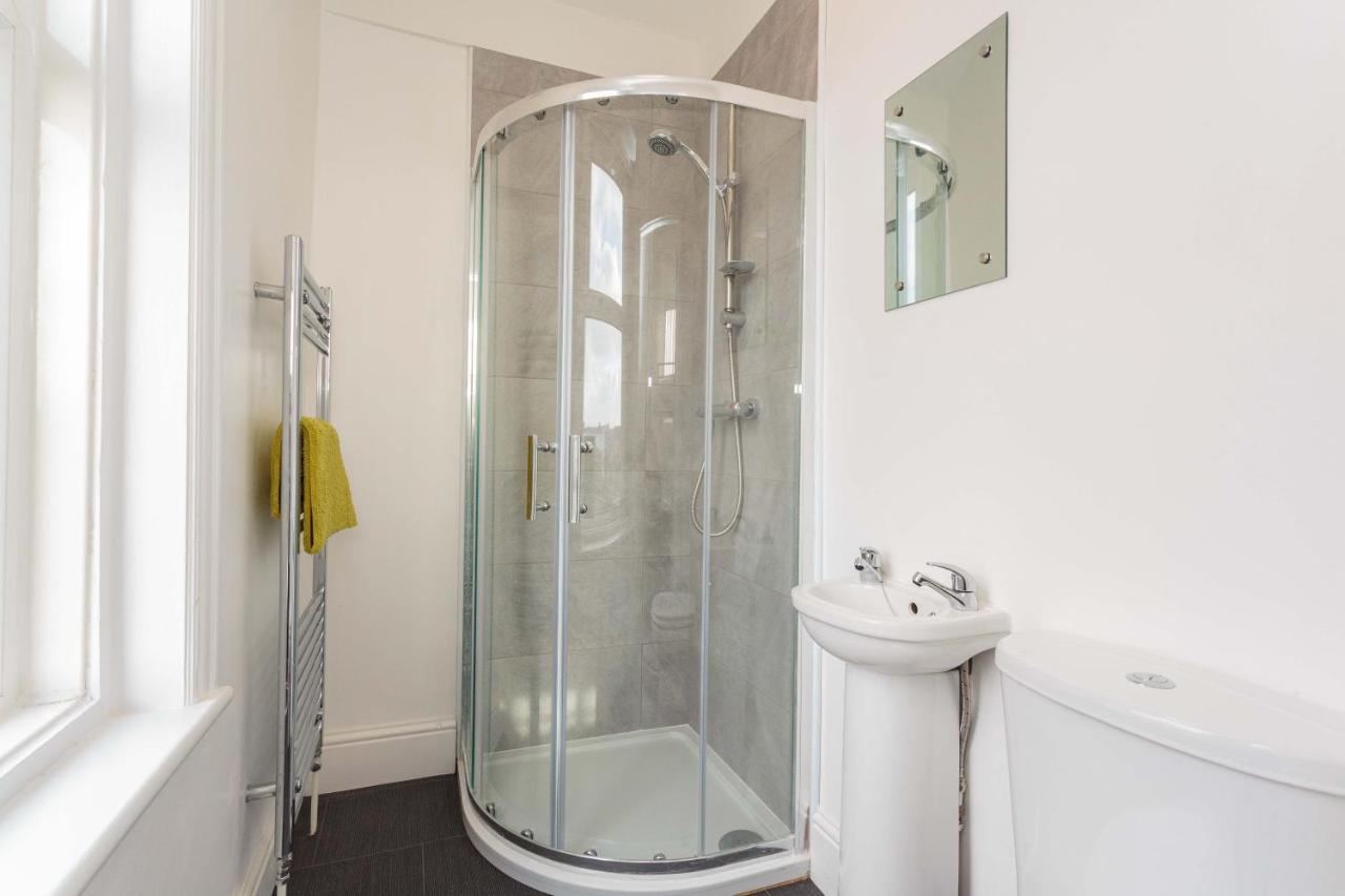 Cherry Property - Hornby Road Blackpool Phòng bức ảnh