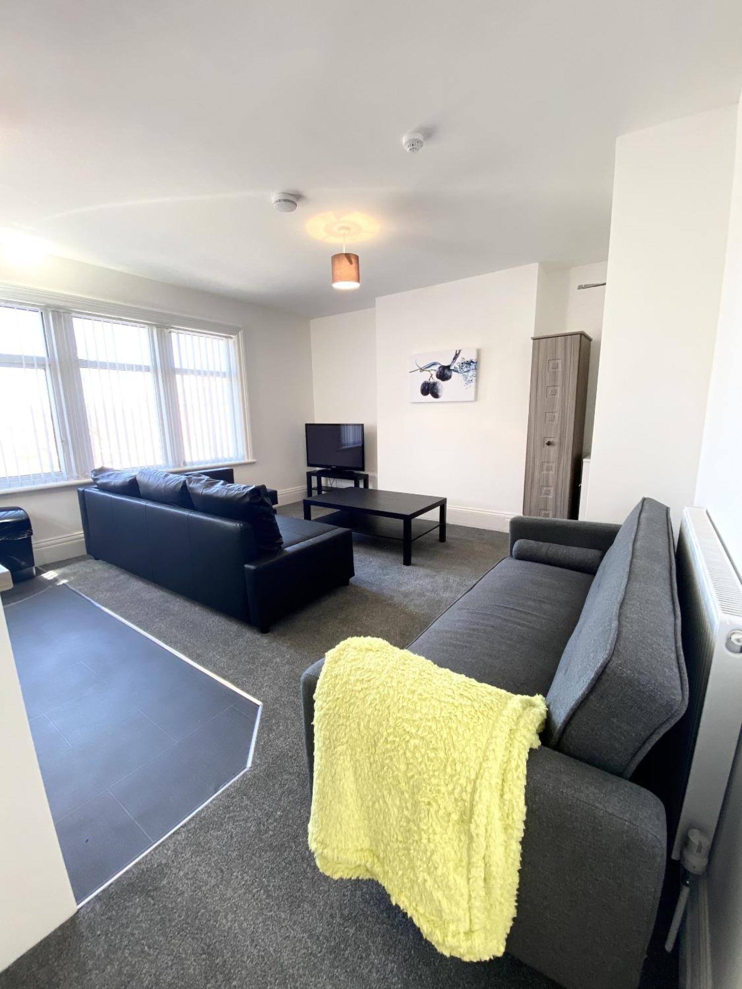 Cherry Property - Hornby Road Blackpool Phòng bức ảnh